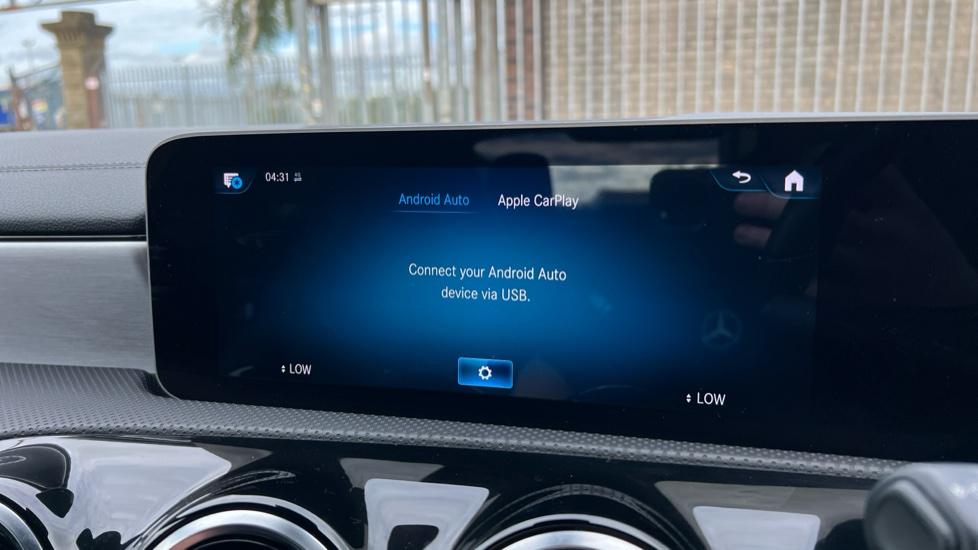 Apple Car Play