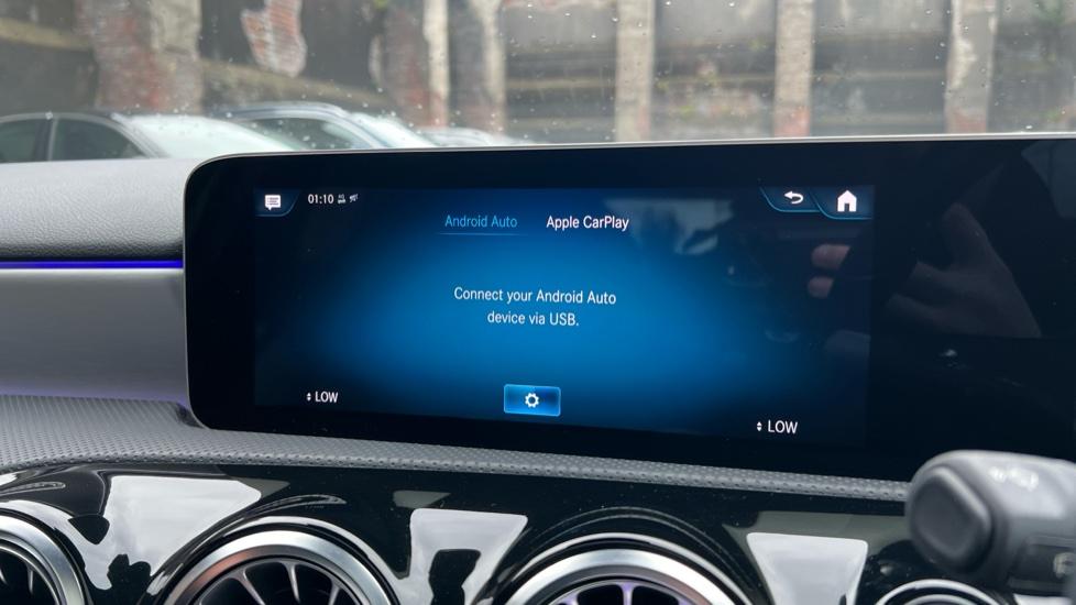 Apple Car Play