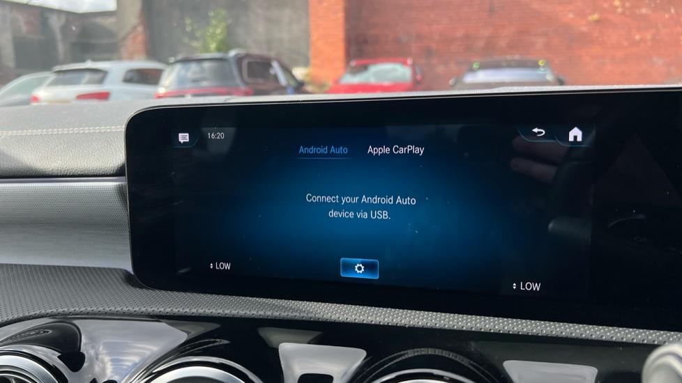 Apple Car Play