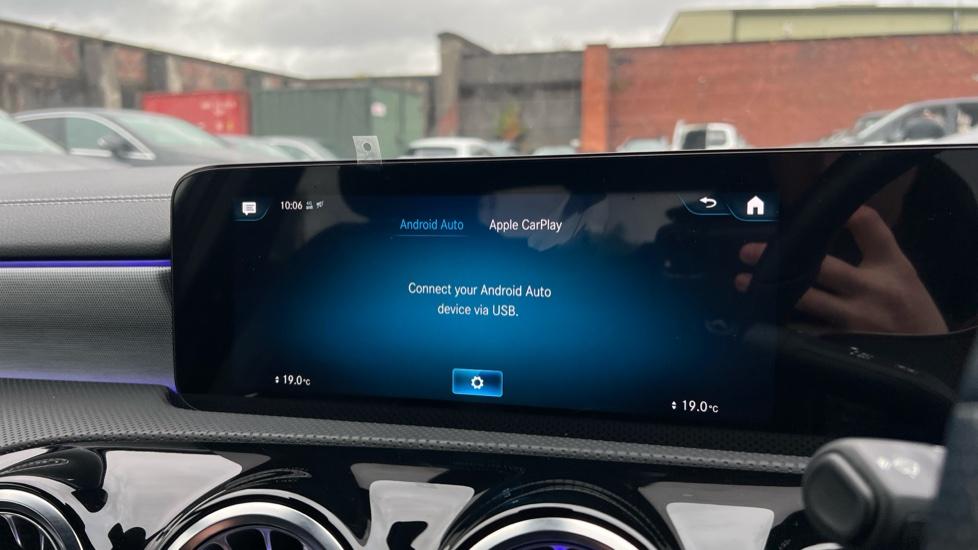 Apple Car Play