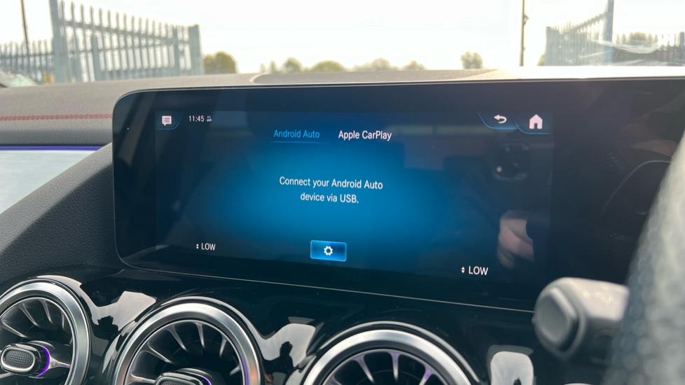 Apple Car Play