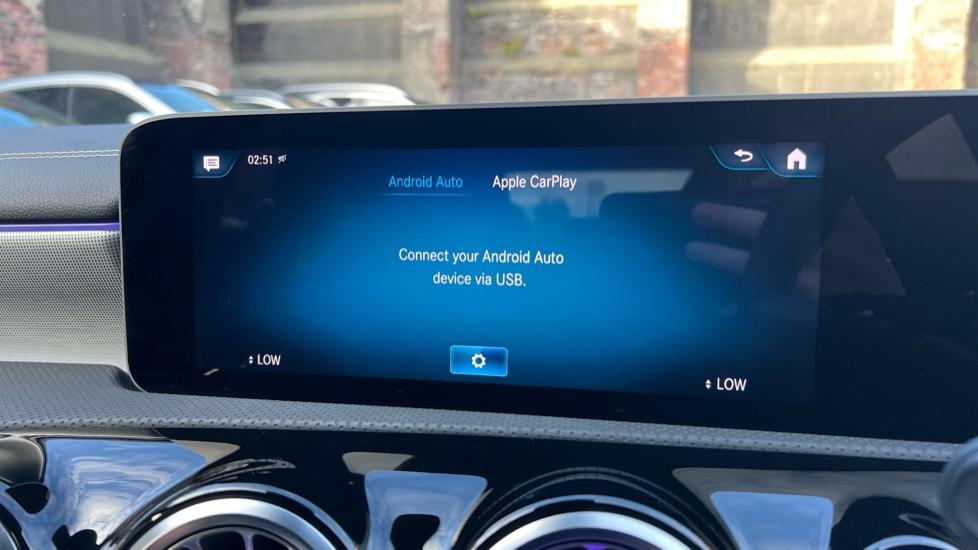 Apple Car Play