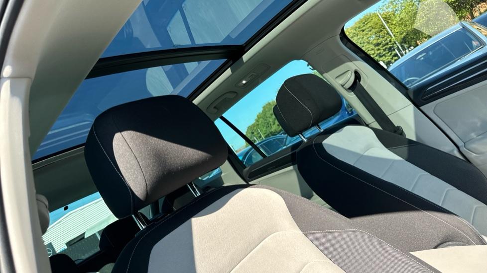 Panoramic Roof