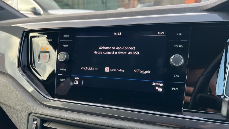 Apple Car Play