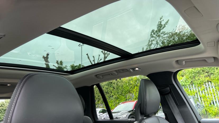 Panoramic Roof