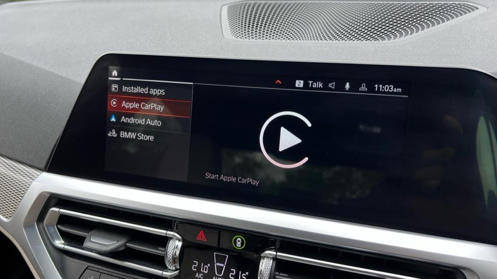 Apple Car Play & Android Auto