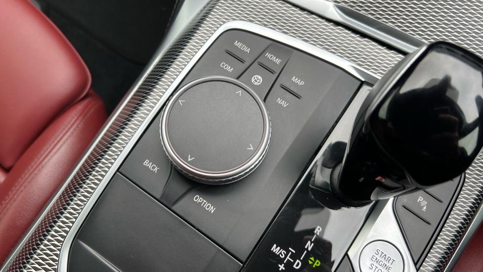 Menu control dial