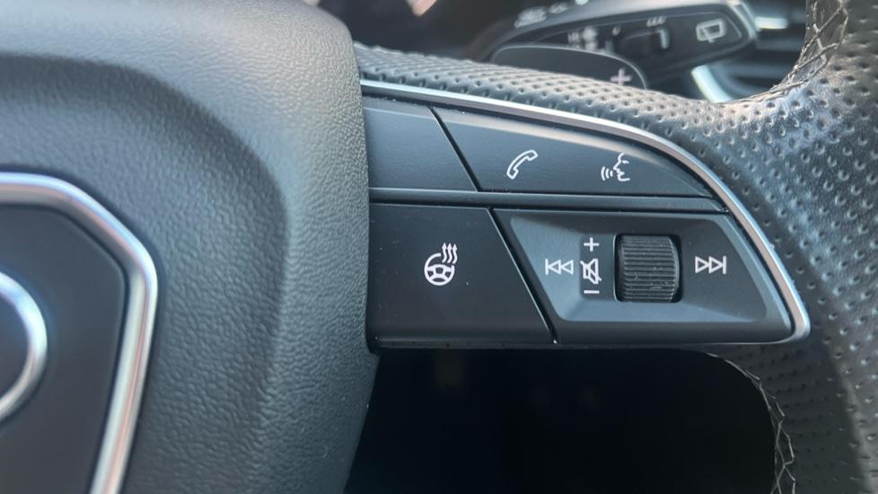 Heated steering wheel