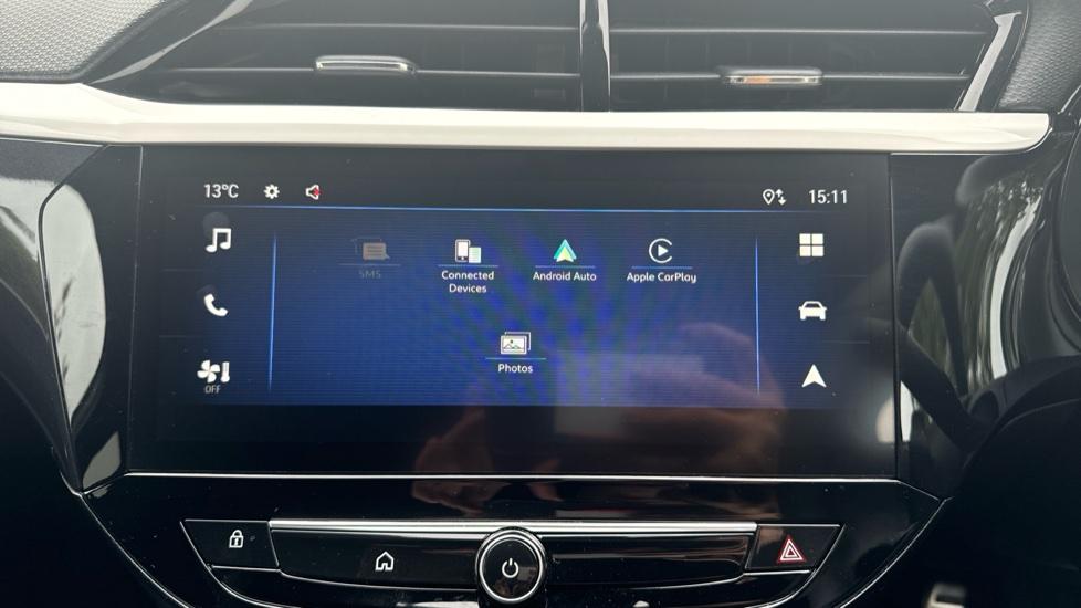 Apple Car Play & Android Auto