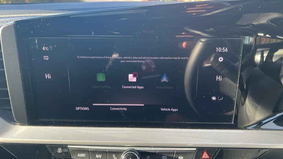 Apple Car Play & Android Auto