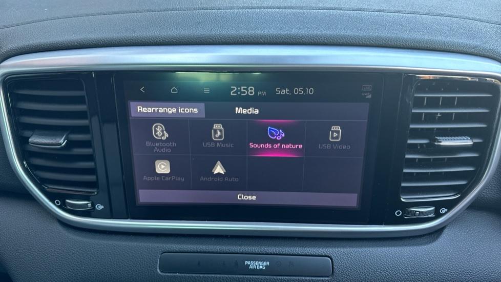 Apple Car Play & Android Auto