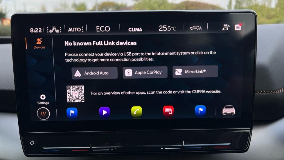 Apple Car Play & Android Auto