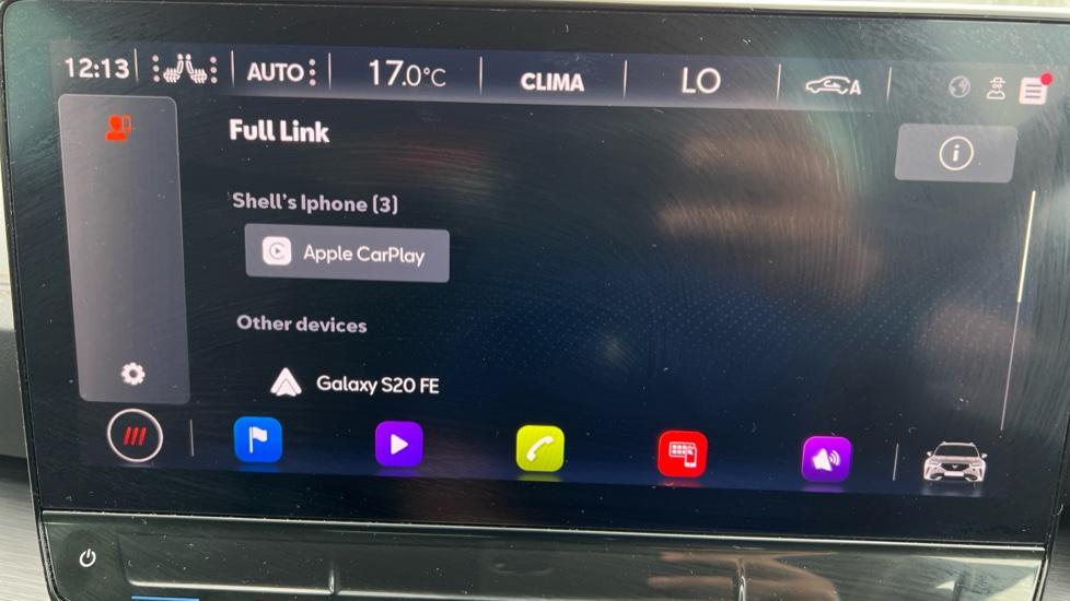 Apple Car Play & Android Auto