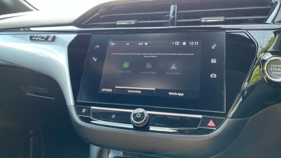 Apple CarPlay/Android Auto 