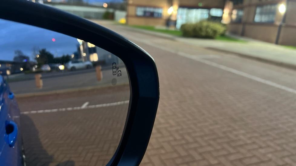 Blind Spot Monitoring 