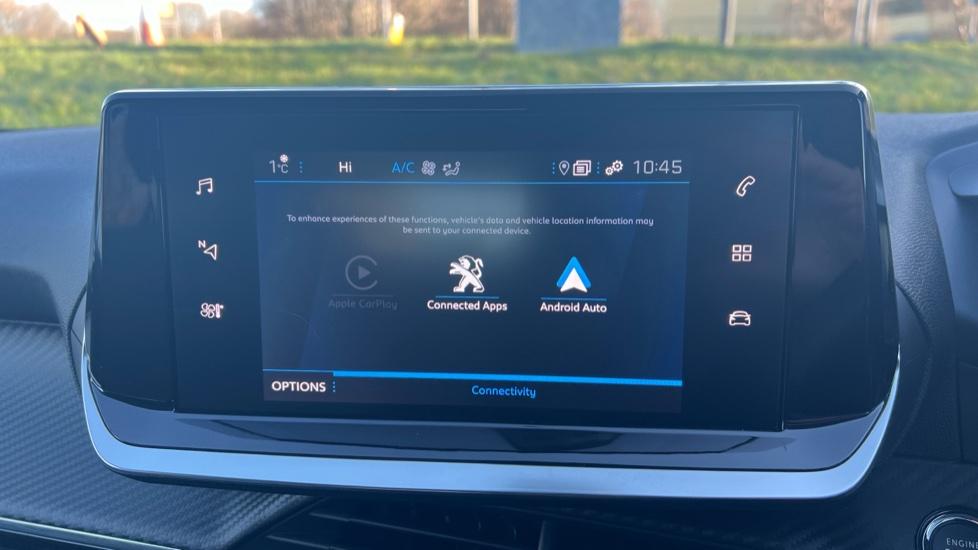 Apple Car Play & Android Auto