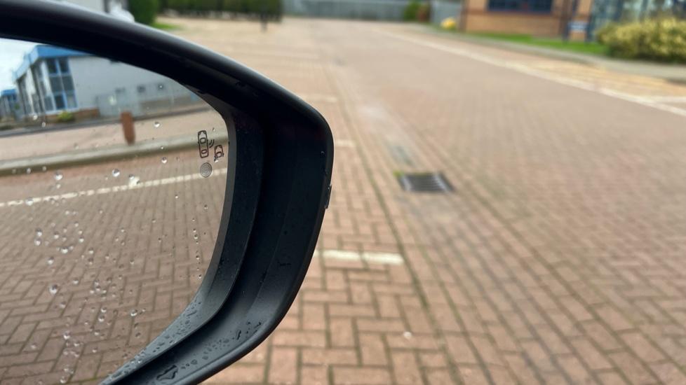 Blind Spot Monitoring 