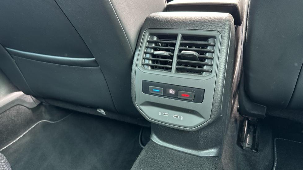 Rear Climate Control