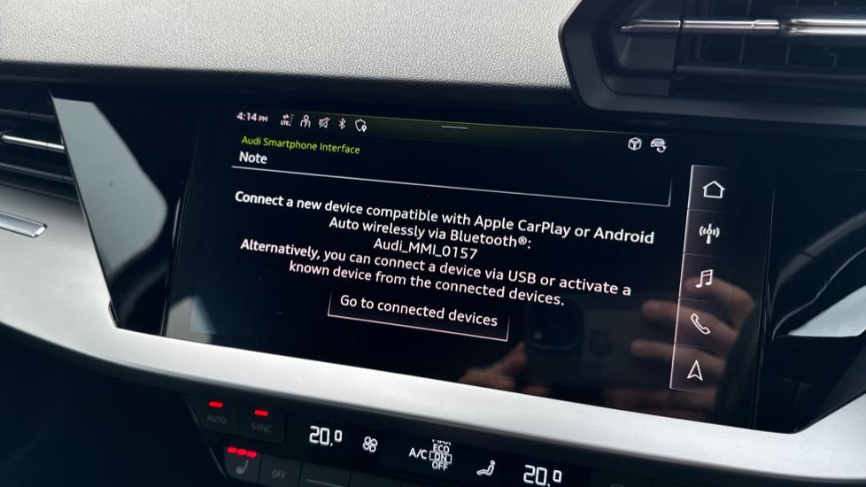 Apple Car Play & Android Auto