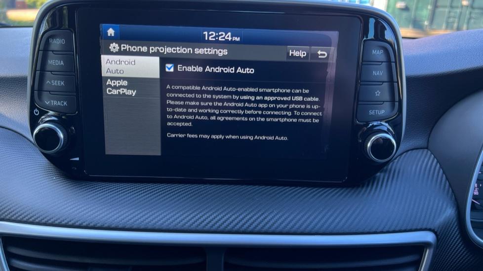 Apple Car Play & Android Auto