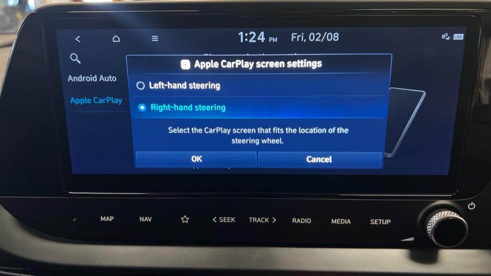 Apple Car Play & Android Auto