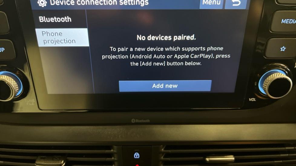 Apple Car Play & Android Auto