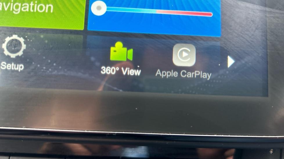 Apple Car Play & Android Auto