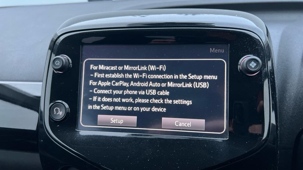 Apple Car Play & Android Auto