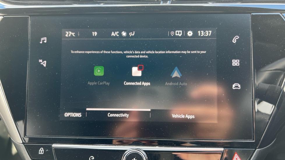 Apple Car Play & Android Auto