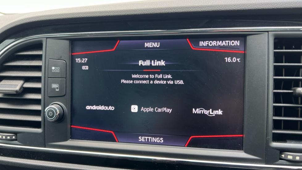 Apple Car Play & Android Auto