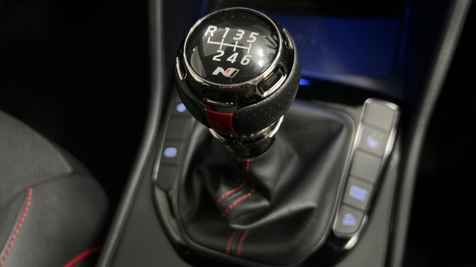 Manual transmission 