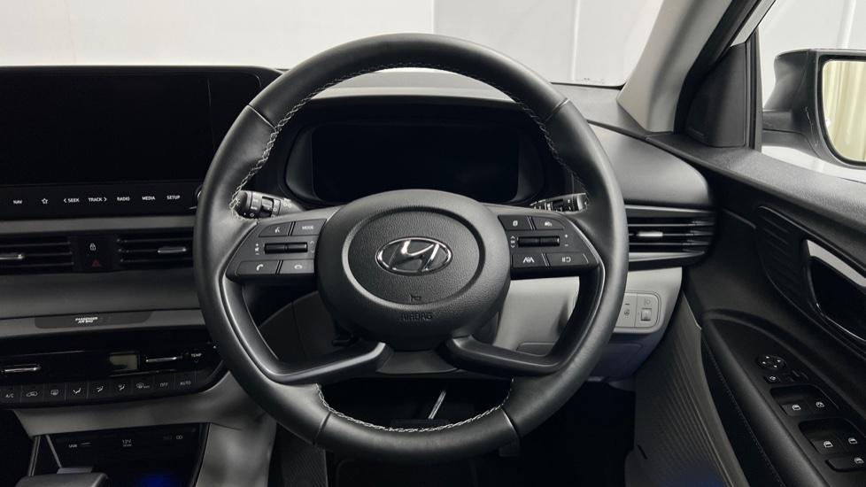 Multifunction steering wheel 