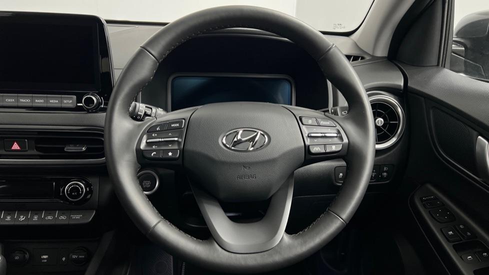 Multifunction steering wheel 