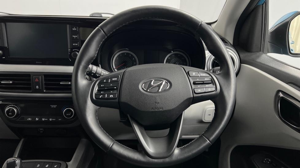 Multifunction steering wheel 