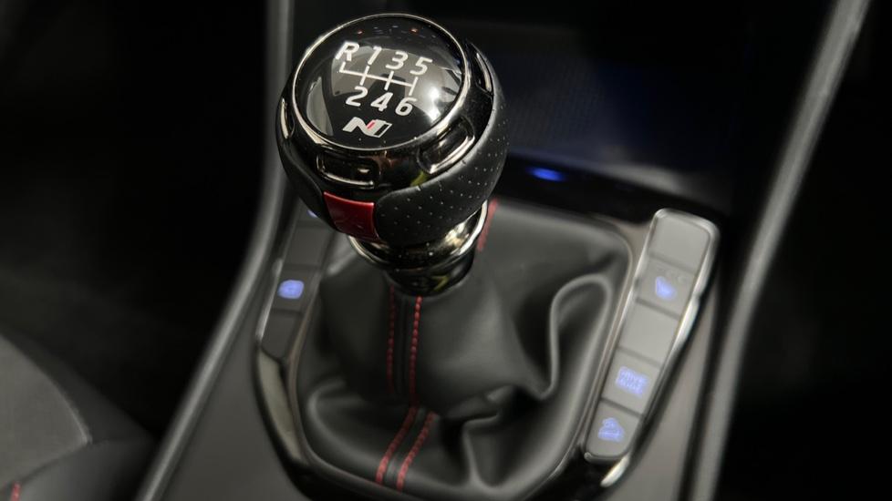 Manual transmission 