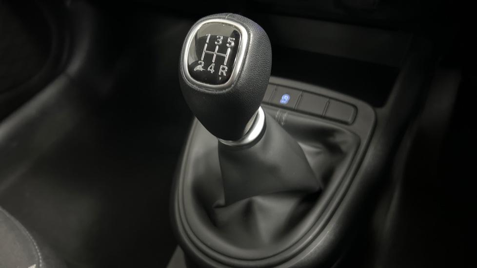 Manual transmission 