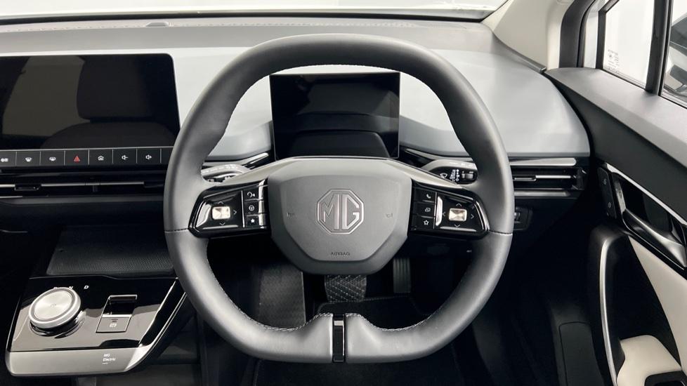 Multifunction steering wheel 