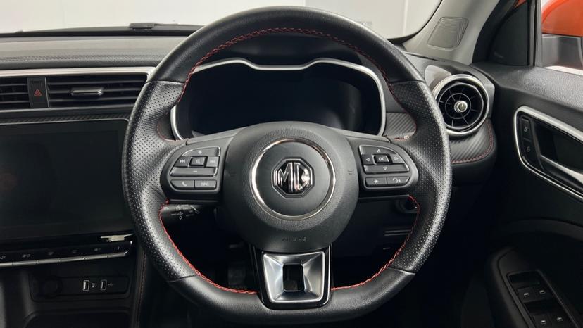 Multifunction steering wheel 