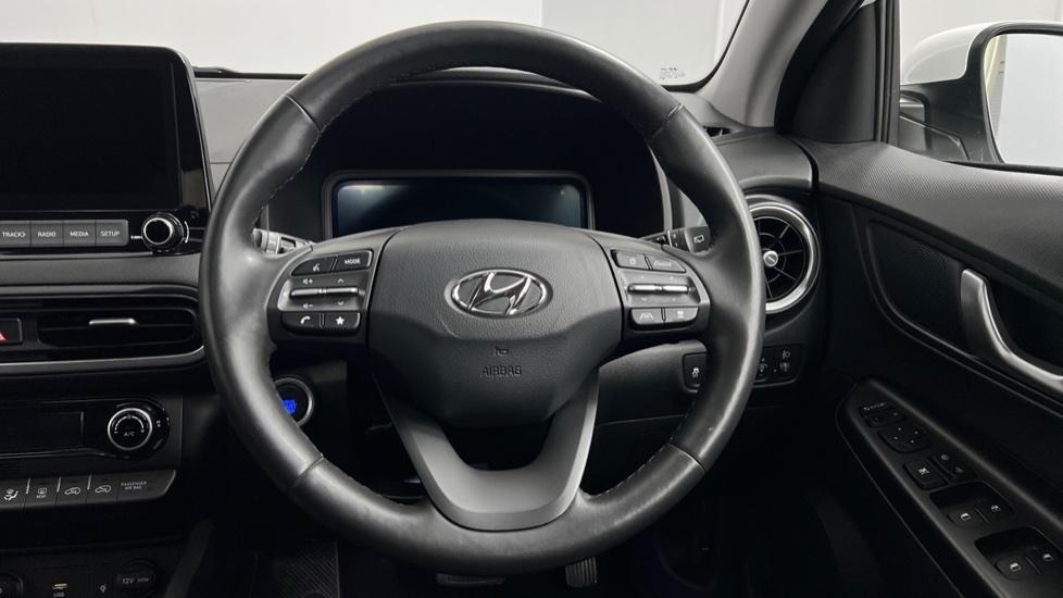 Multifunction steering wheel 