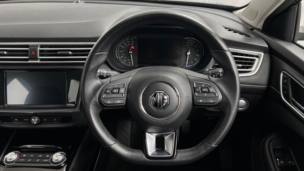 Multifunction steering wheel 