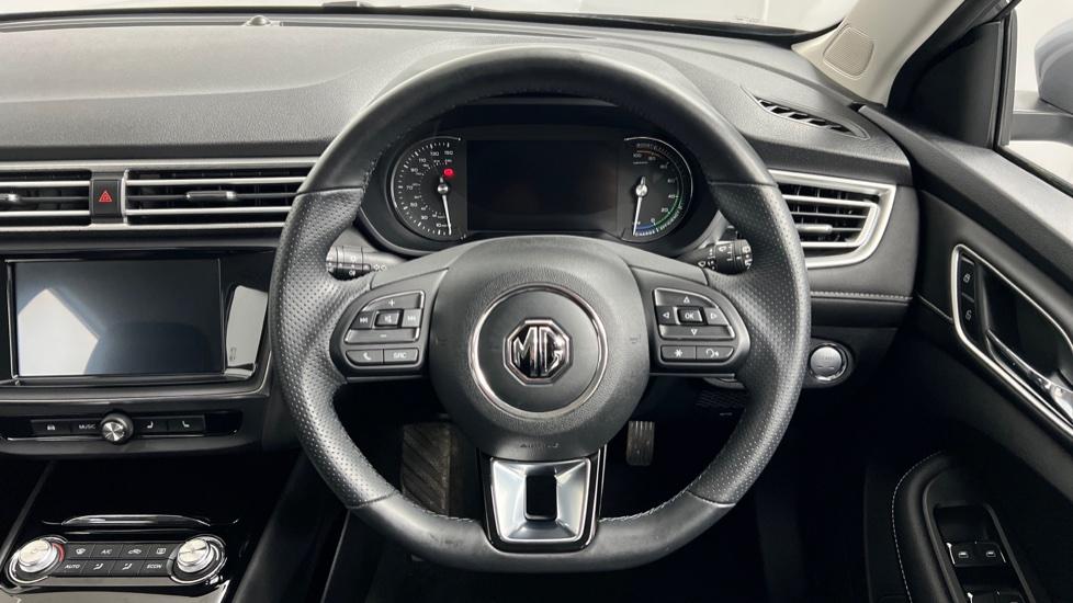 Multifunction steering wheel 