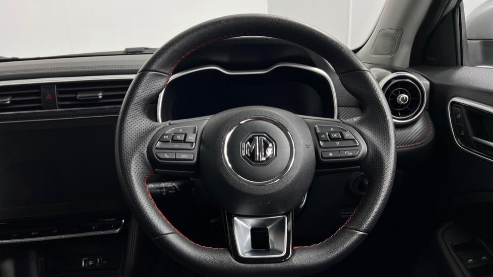 Multifunction steering wheel 