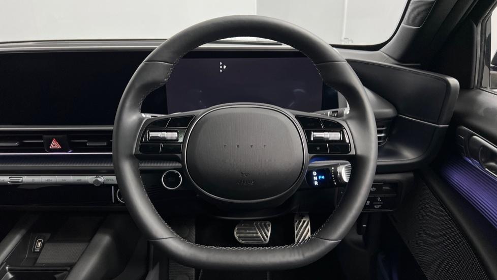 Multifunction steering wheel 