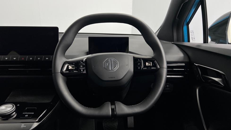 Multifunction steering wheel 