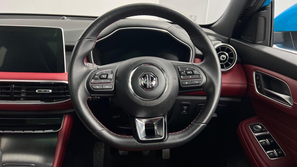 Multifunction steering wheel 