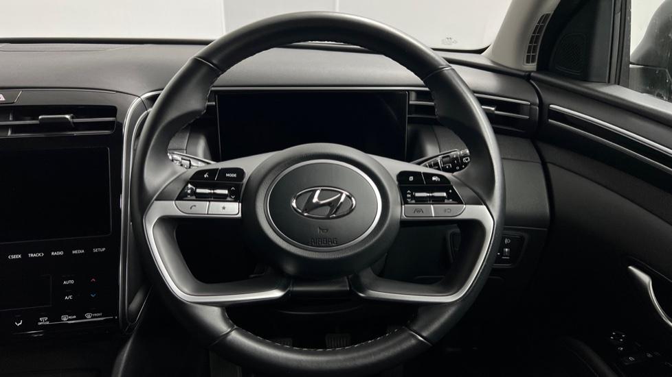 Multifunction steering wheel 