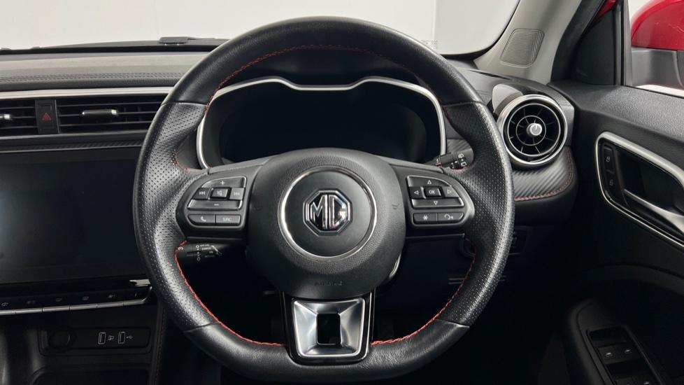 Multifunction steering wheel 