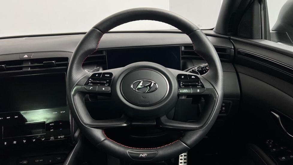 Multifunction steering wheel 