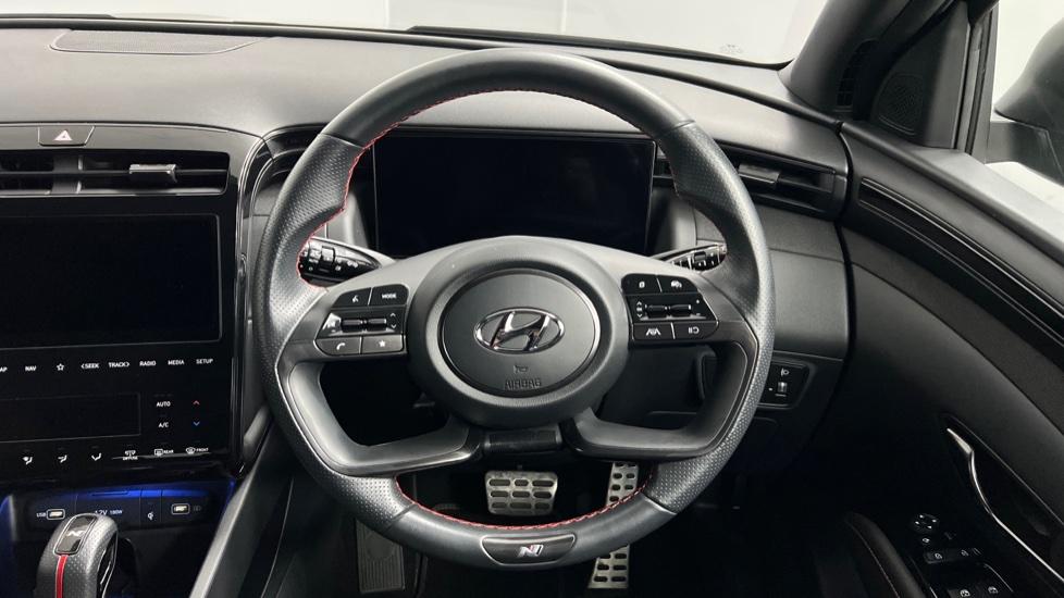 Multifunction steering wheel 