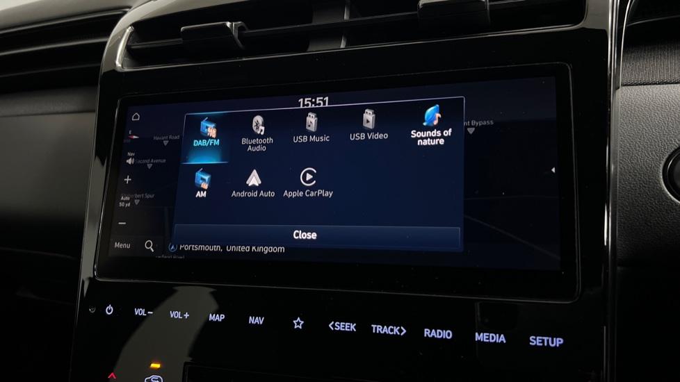 Apple Car Play & Android Auto